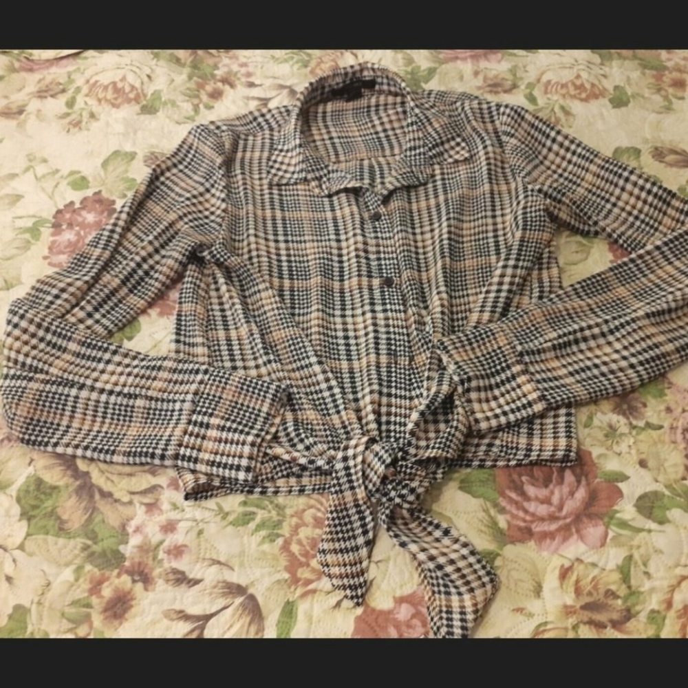 F21 long sleeve blouse